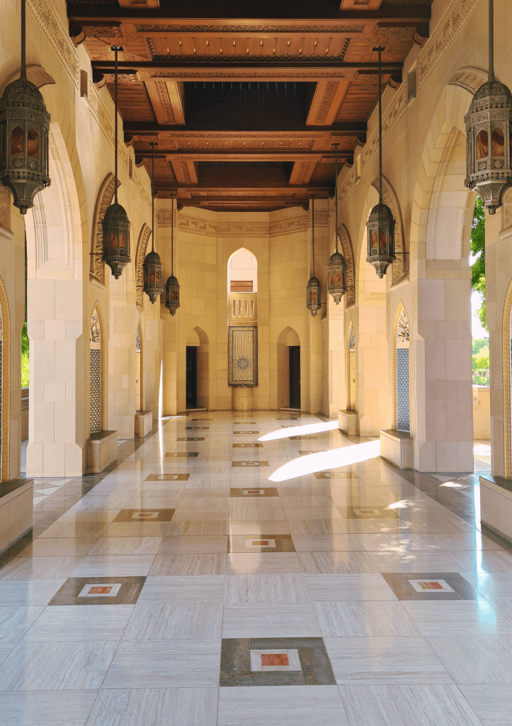 Sultan Qaboos mosque in this Omani itinerary